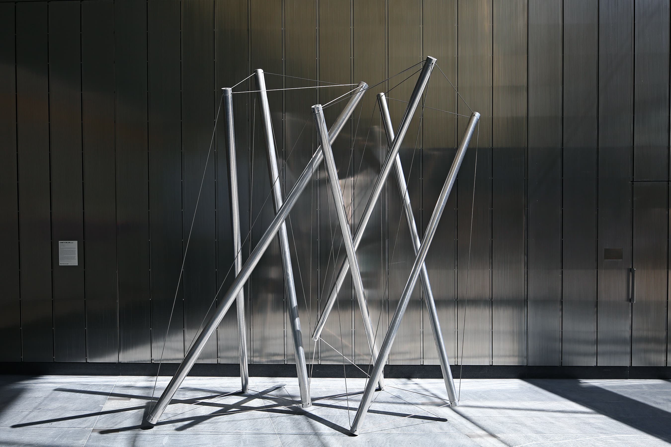 Kenneth Snelson, Easter Monday, 1977